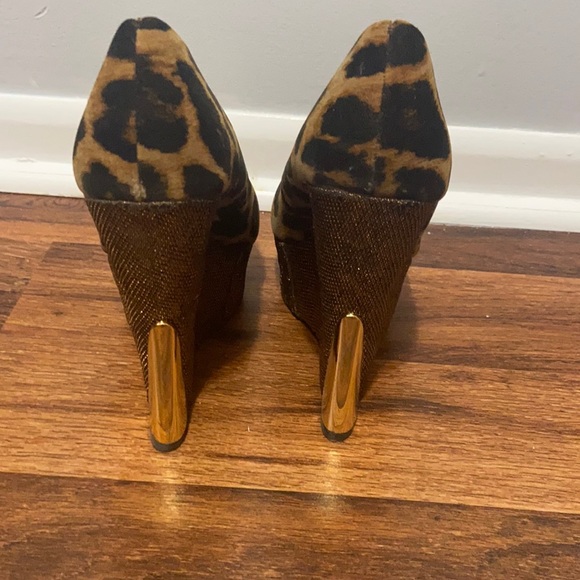 Cheetah heel/wedge - Picture 2 of 4